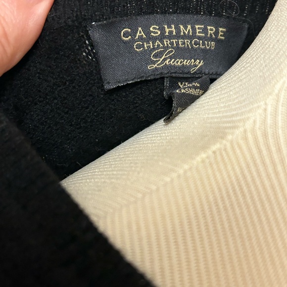EUC! Charter Club Cashmere Long Sleeve Crew Neck Sweater Black XL - Picture 6 of 7